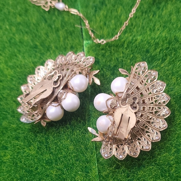 Miriam Haskell Unsigned Vintage Clip On Earrings And Butterfly Necklace Set S1 - Picture 5 of 5